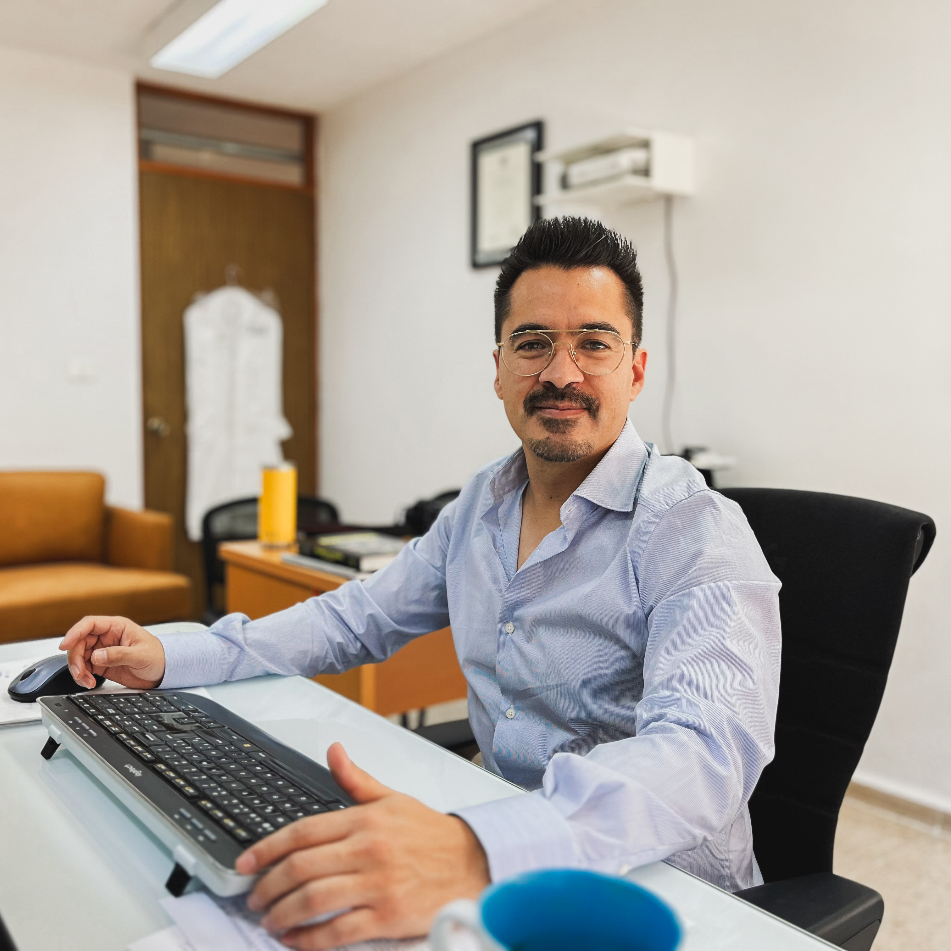 DR. VICTOR ULISES LEV CONTRERAS LOERA